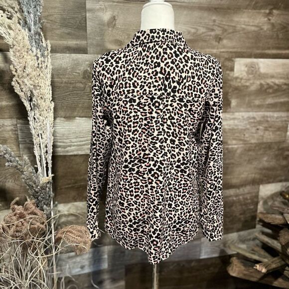 C&CāCaliforniaāleopardāprintāābutton down blouse - S - š3/$15 - Picture 6 of 8